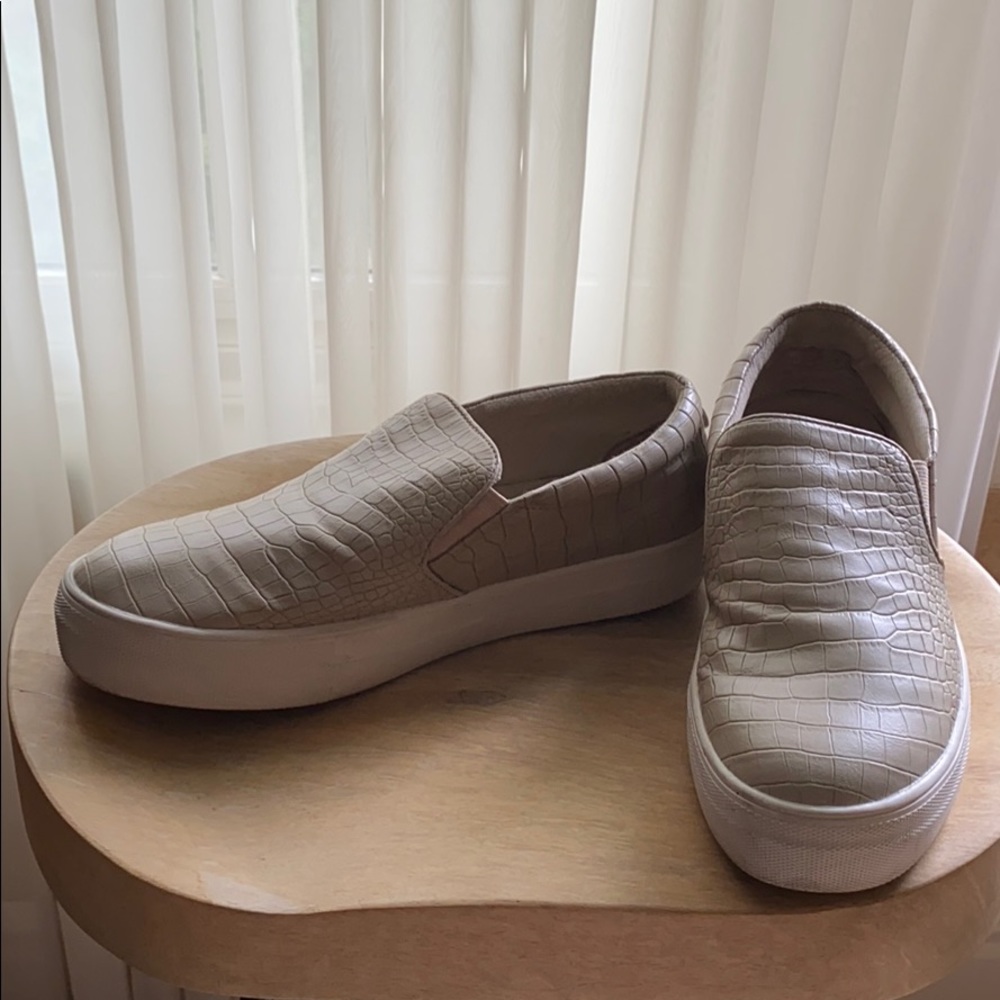 Steve Madden Loafer Sneaker
